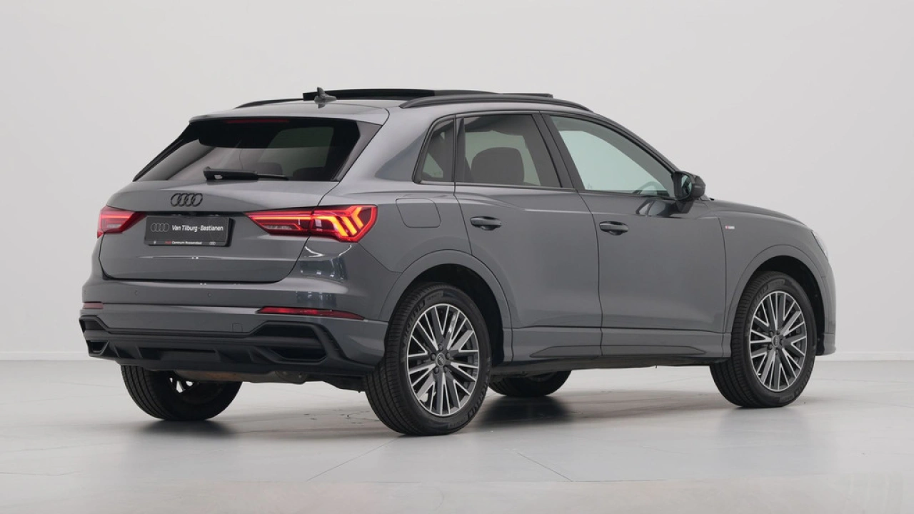 Audi Q3 45 TFSI e S edition