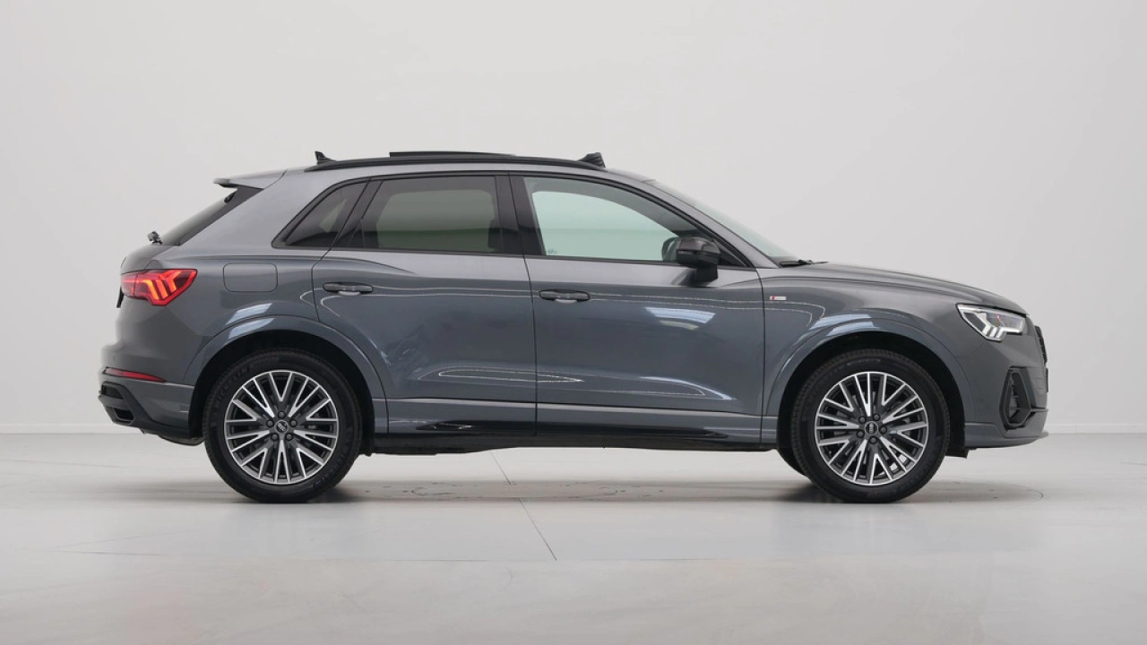Audi Q3 45 TFSI e S edition