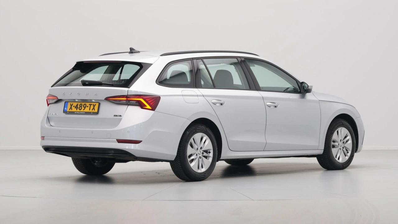 Škoda Octavia Combi 1.0 e-TSI 110pk DSG Business Edition