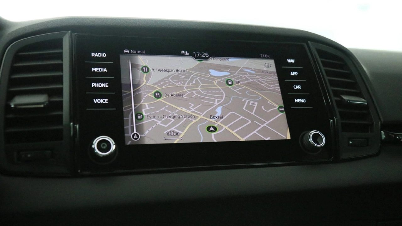 Škoda Karoq 1.5 TSI 150pk ACT Sportline Business DSG