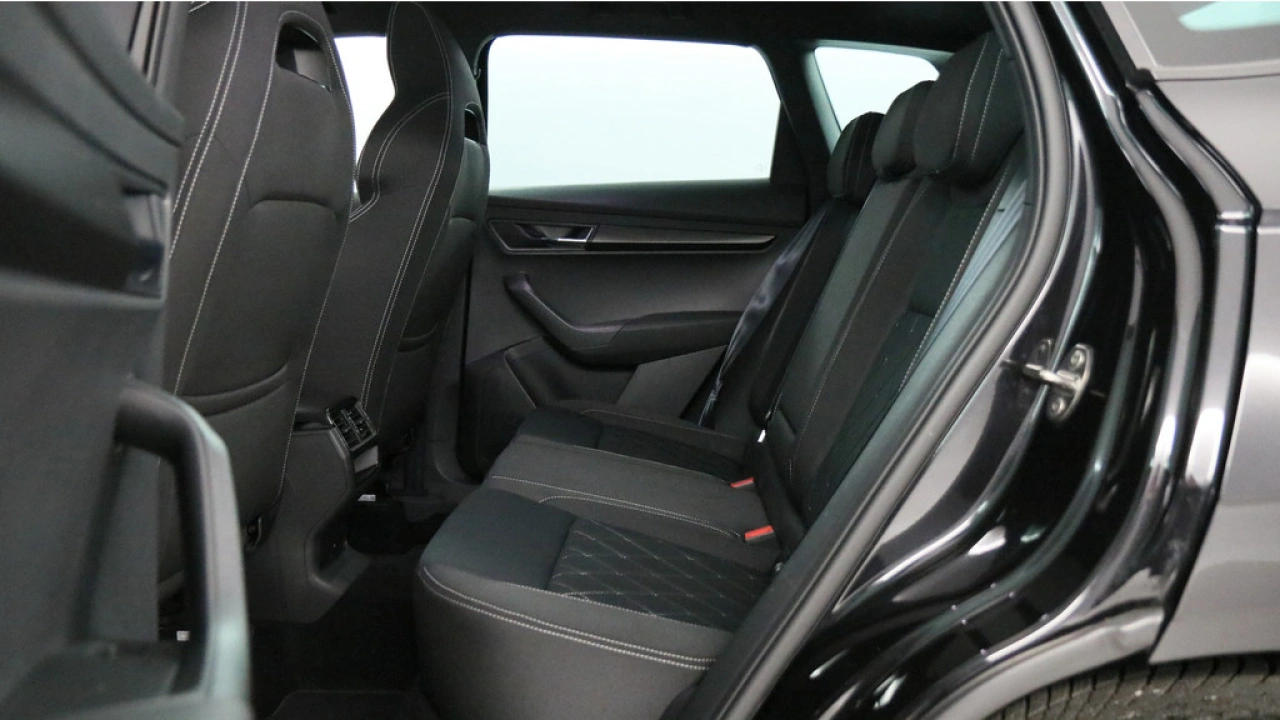 Škoda Karoq 1.5 TSI 150pk ACT Sportline Business DSG