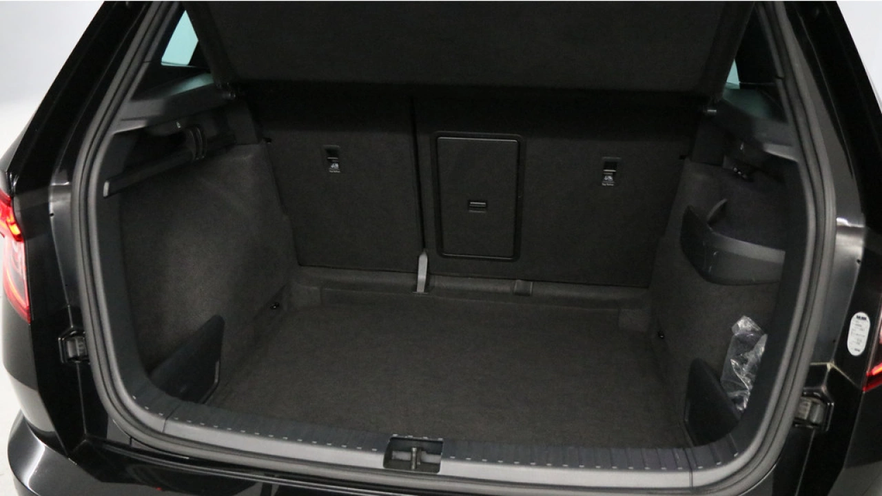 Škoda Karoq 1.5 TSI 150pk ACT Sportline Business DSG