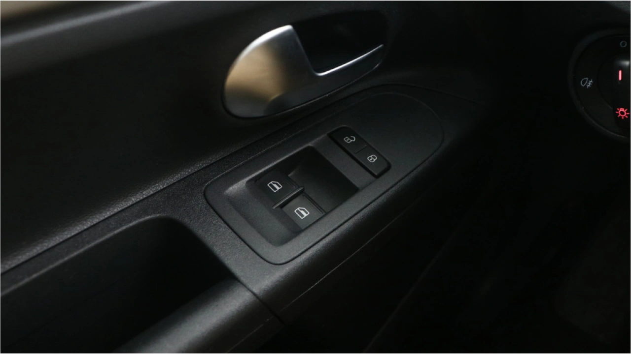 Volkswagen up! 1.0 65pk Airco bluetooth