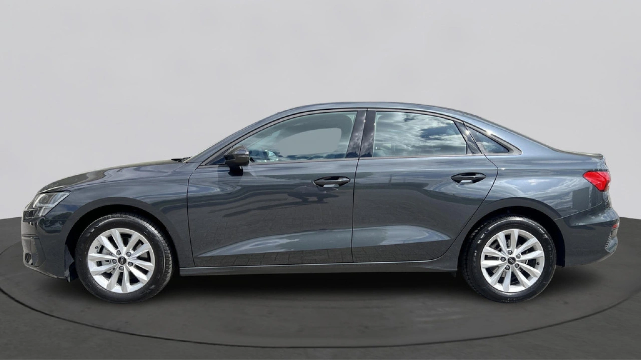 Audi A3 Limousine 30 TFSI 110pk Pro Line / Achteruitrijcamera / Carplay