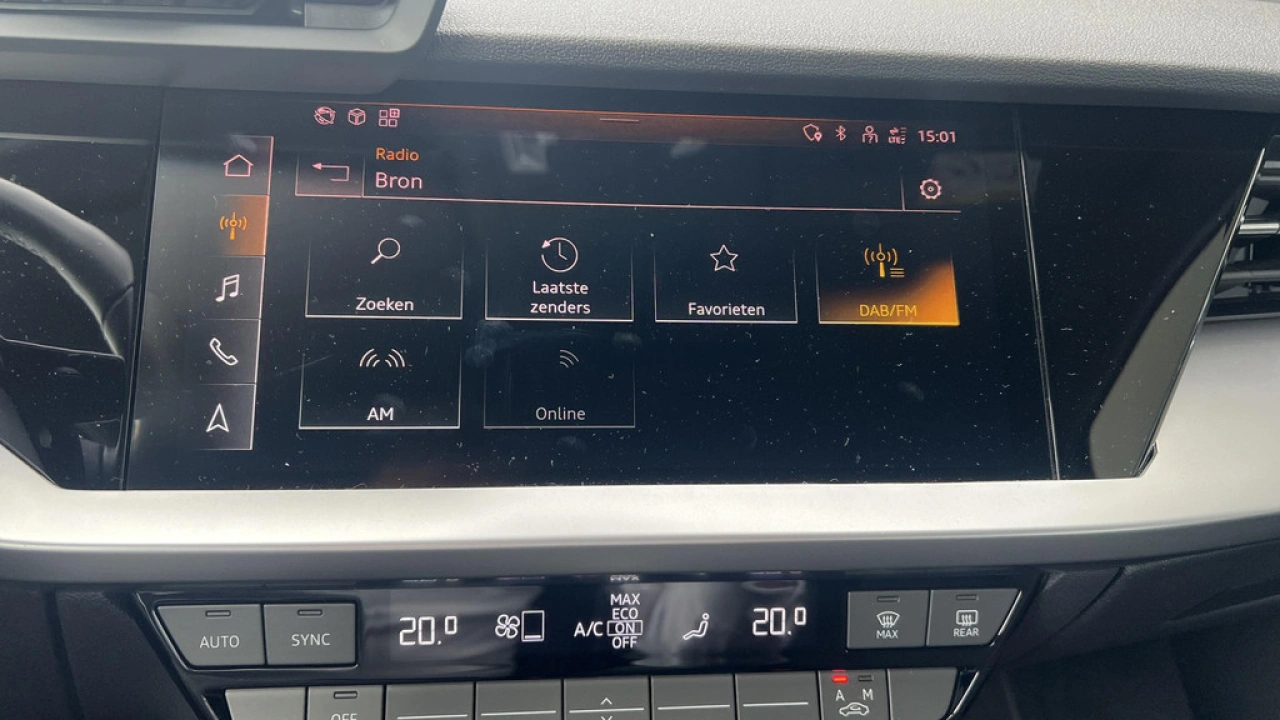 Audi A3 Limousine 30 TFSI 110pk Pro Line / Achteruitrijcamera / Carplay