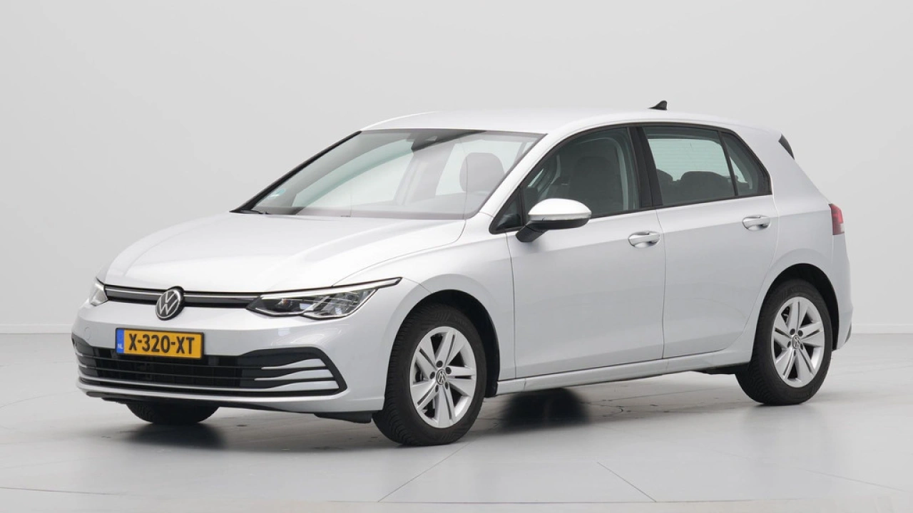 Volkswagen Golf 1.0 eTSI 110pk DSG Life Business