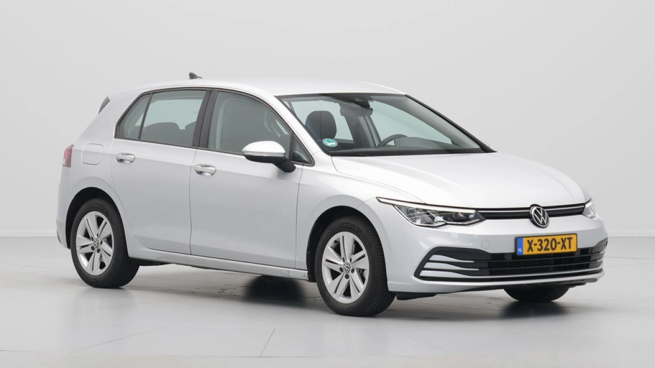 Volkswagen Golf 1.0 eTSI 110pk DSG Life Business