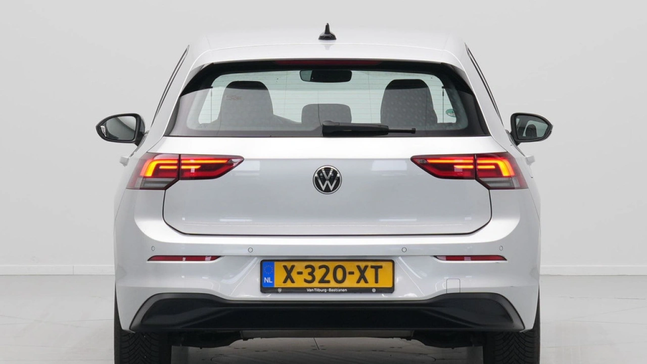 Volkswagen Golf 1.0 eTSI 110pk DSG Life Business