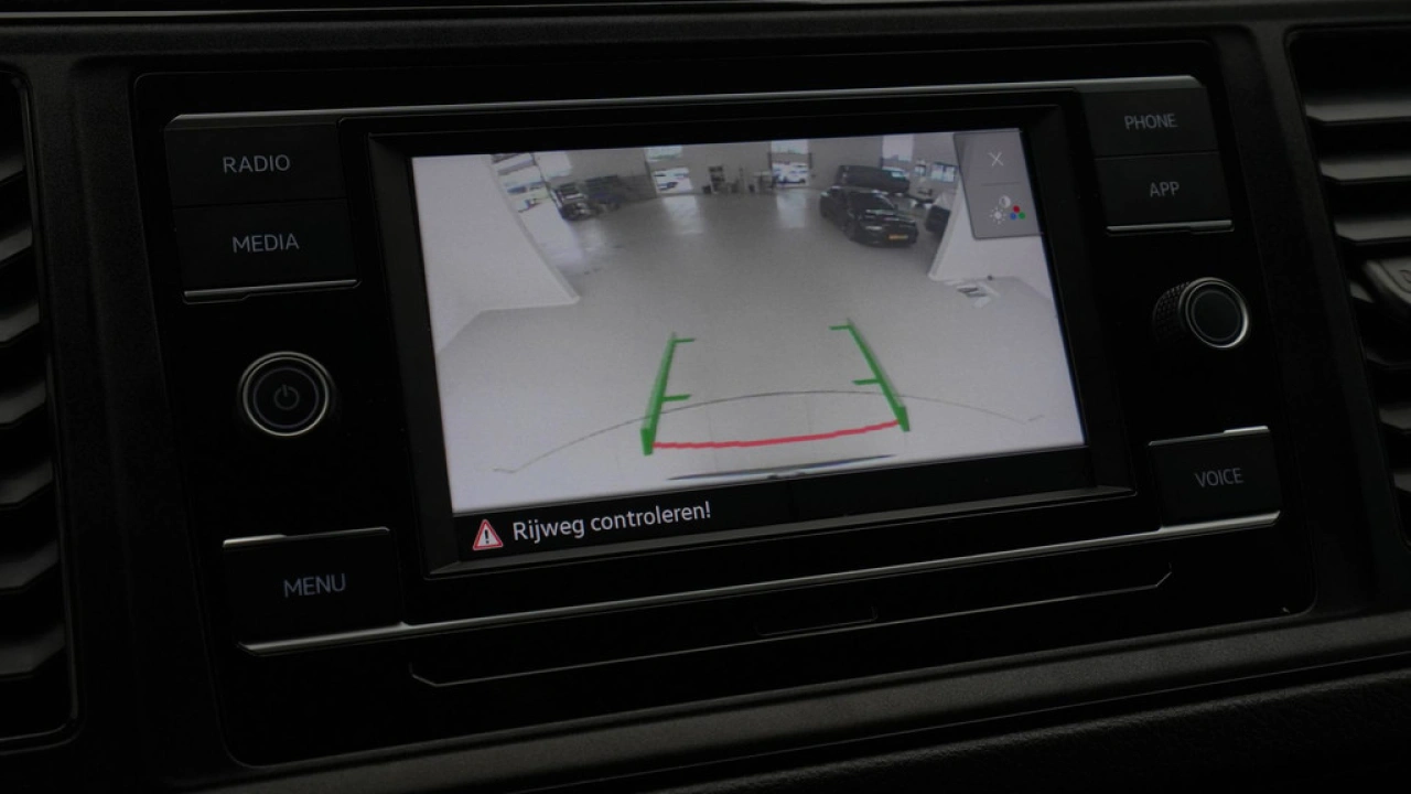 VW Bedrijfswagens Crafter 30 2.0 TDI L3H2 Economy Business