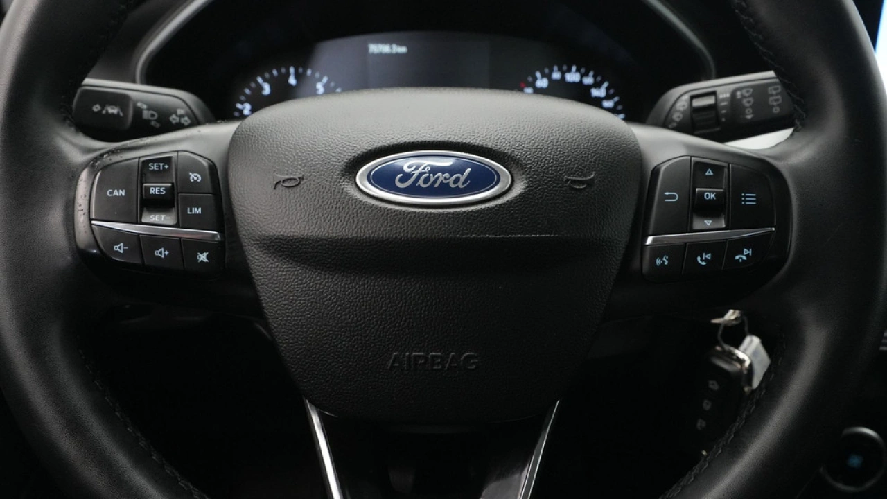 Ford FOCUS Wagon 1.0 EcoBoost Hybrid Connected