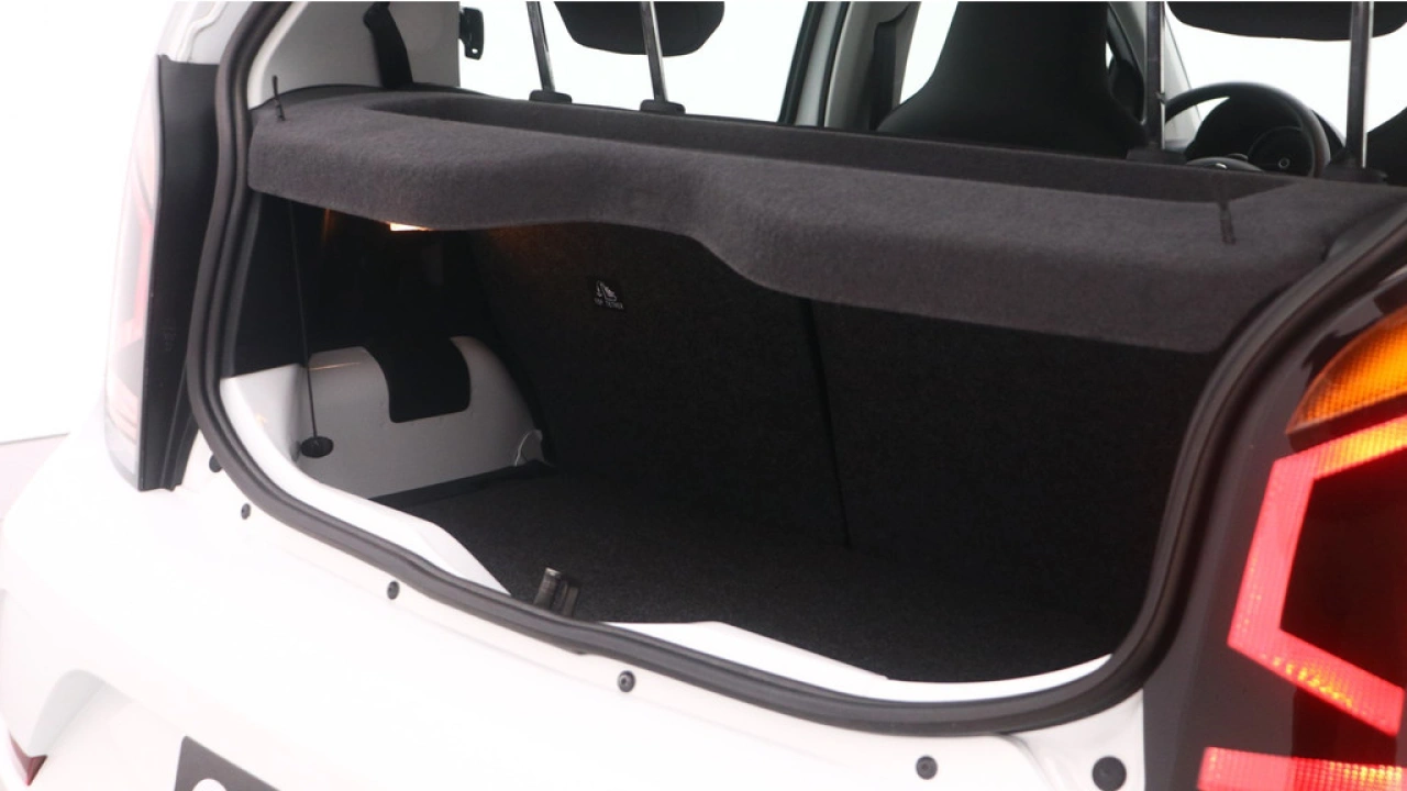 Volkswagen up! 1.0 65pk Airco Lane Assist Bluetooth