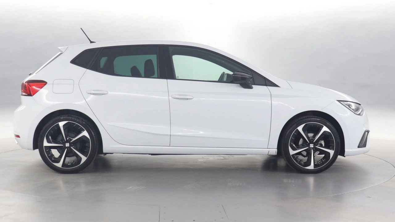 SEAT Ibiza 1.0 EcoTSI 95pk FR Business Intense
