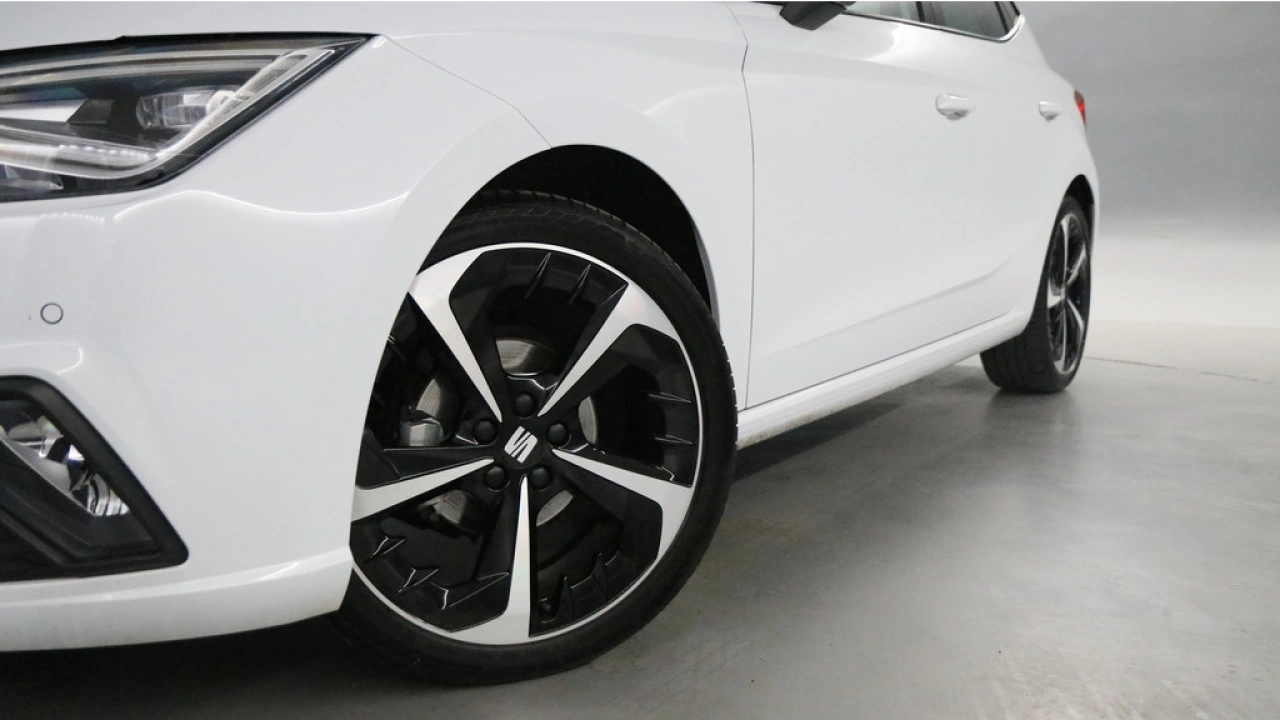 SEAT Ibiza 1.0 EcoTSI 95pk FR Business Intense