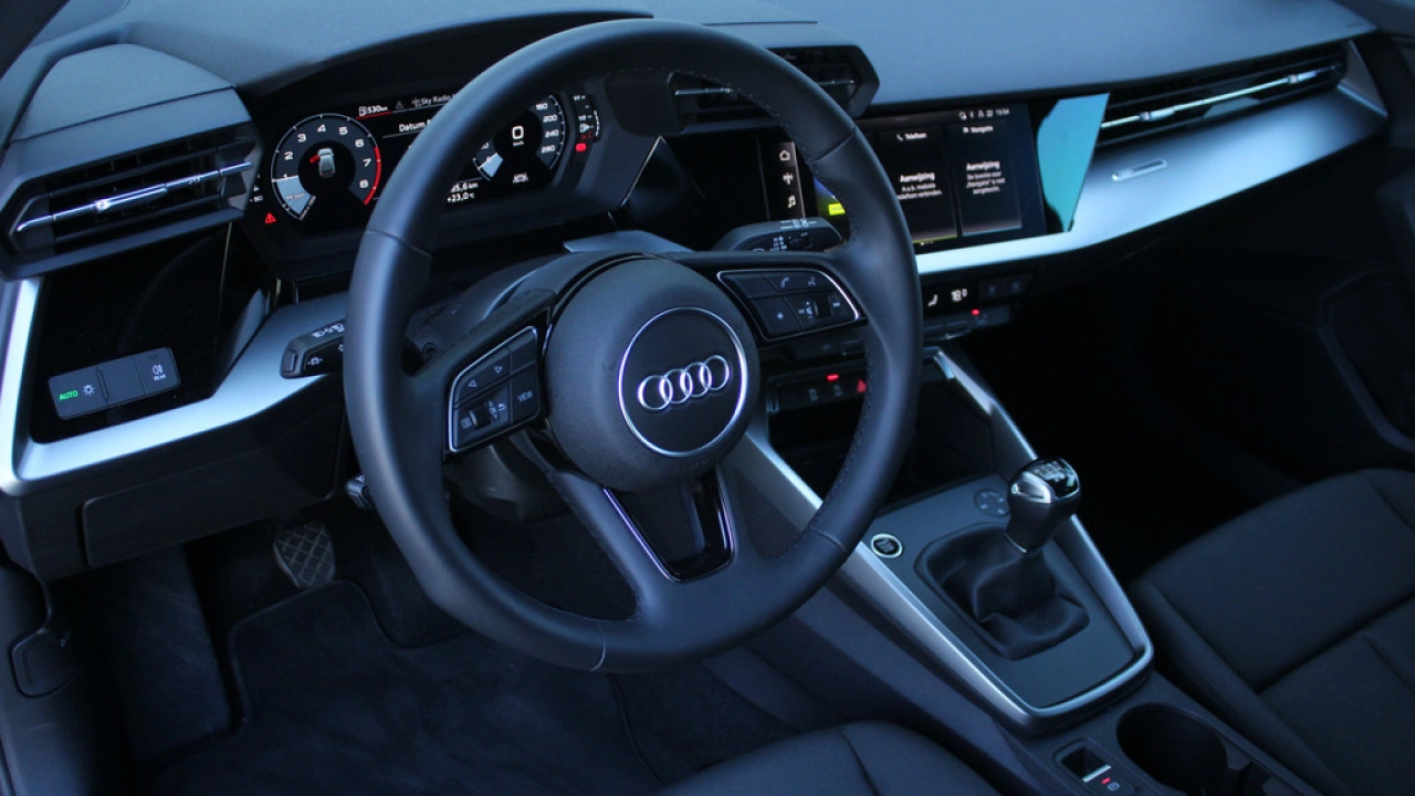 Audi A3 Sportback 30 TFSI 110pk Pro Line / Privacy Glass / 17