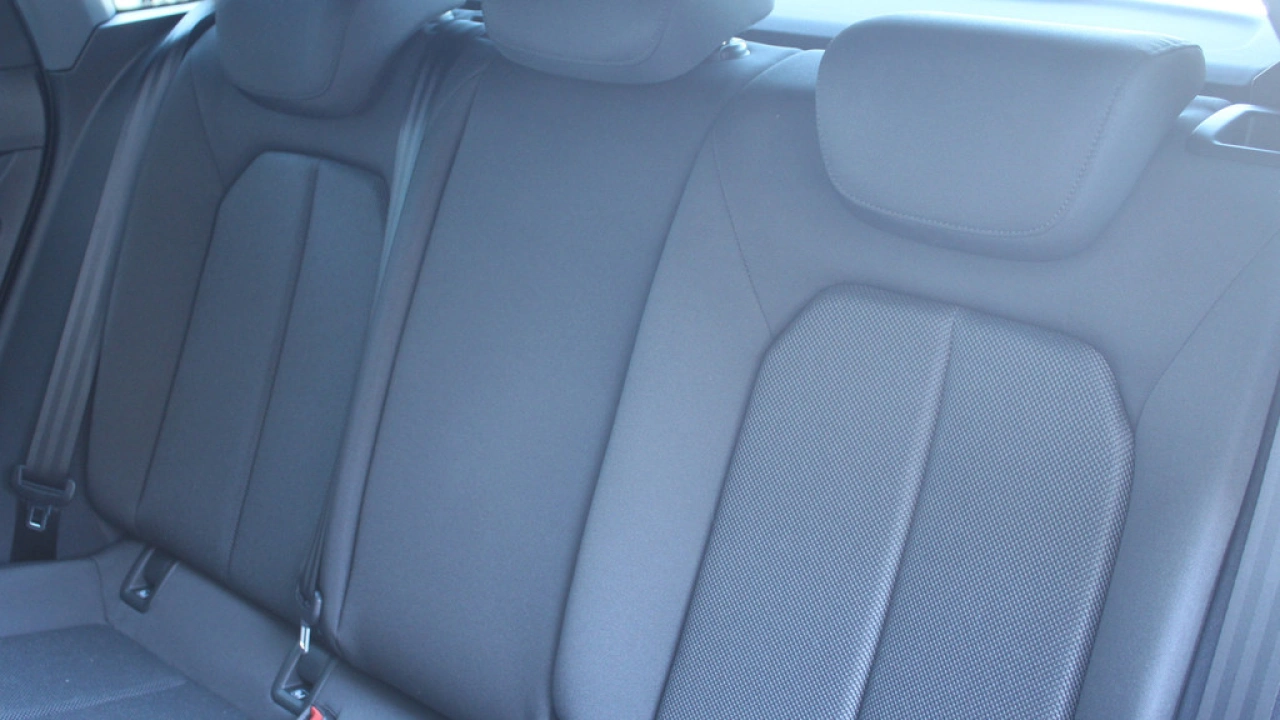 Audi A3 Sportback 30 TFSI 110pk Pro Line / Privacy Glass / 17