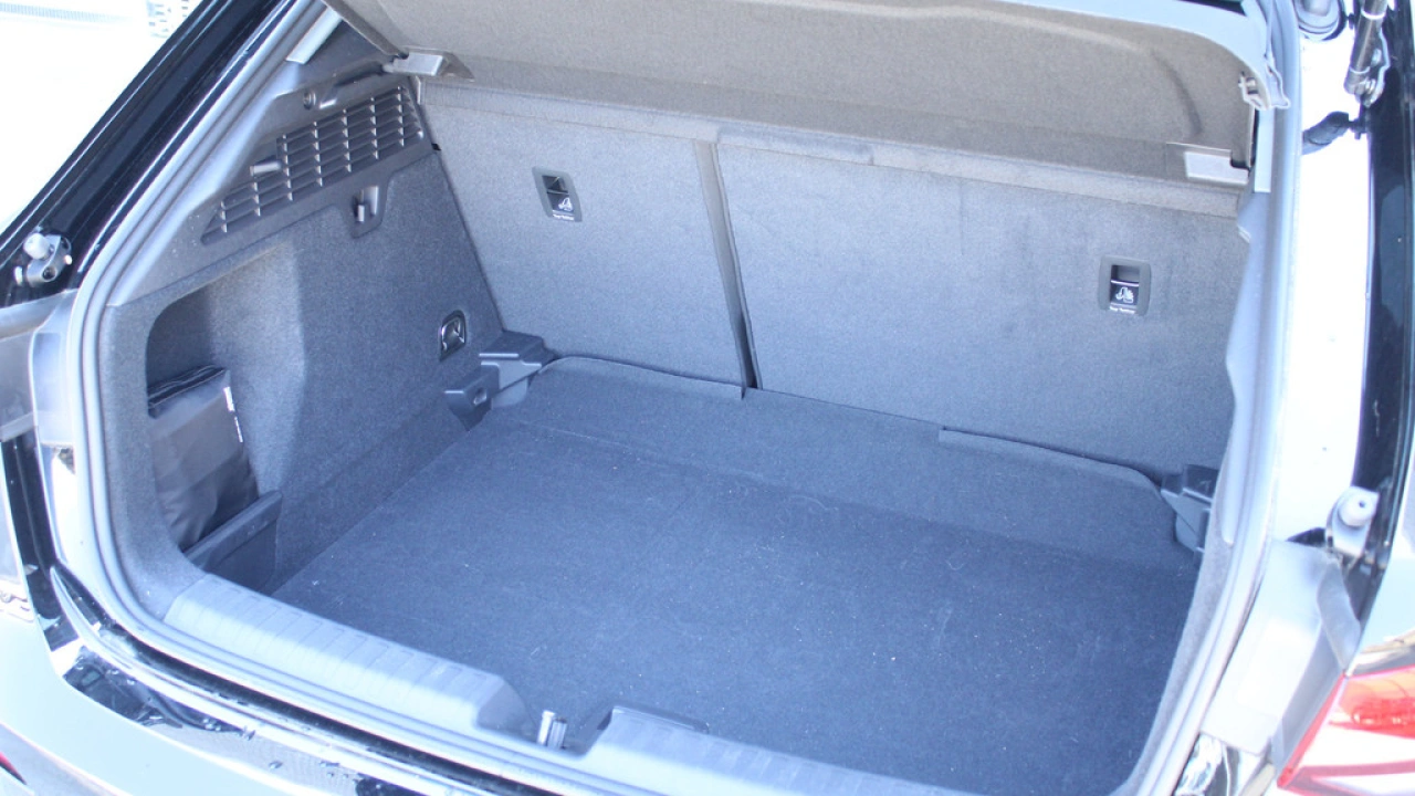 Audi A3 Sportback 30 TFSI 110pk Pro Line / Privacy Glass / 17