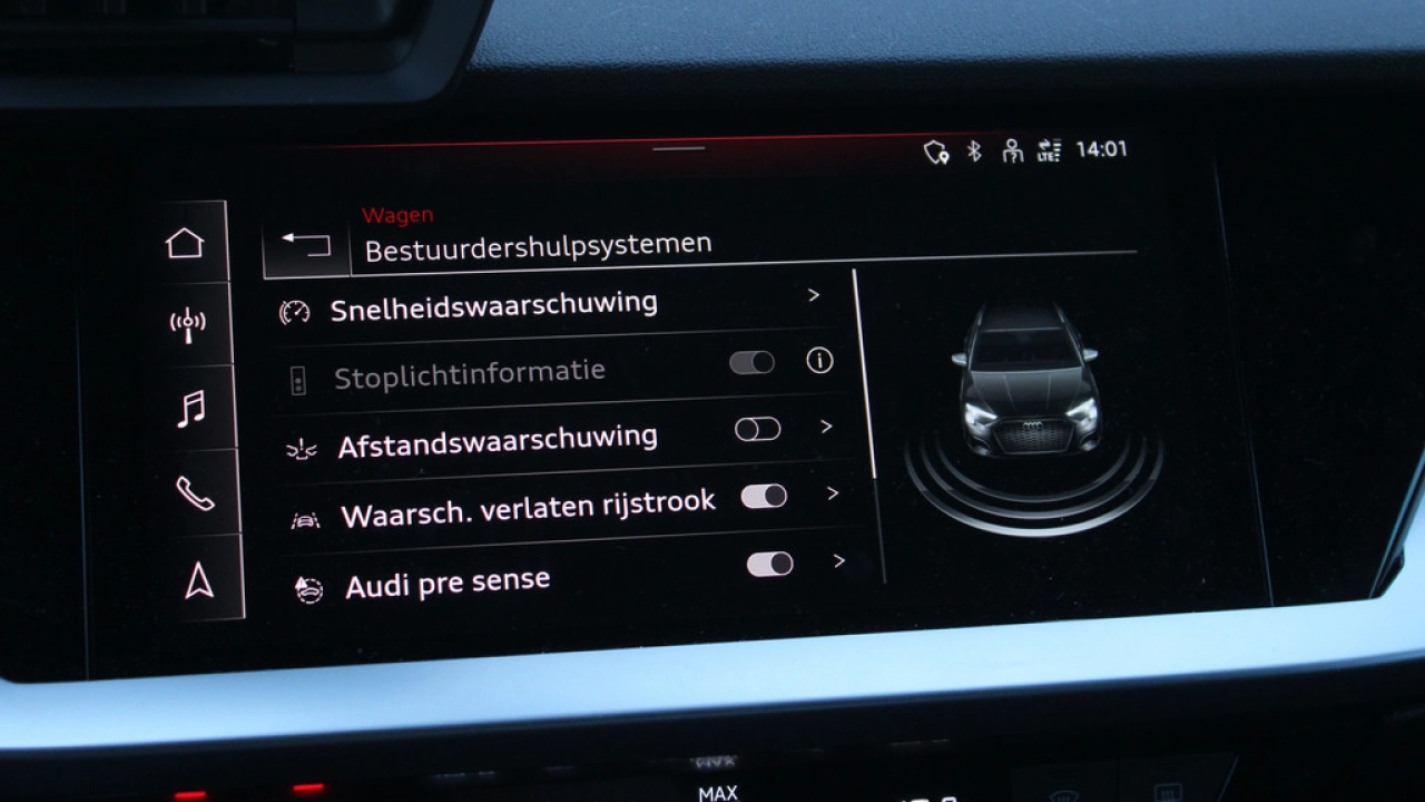 Audi A3 Sportback 30 TFSI 110pk Pro Line / Privacy Glass / 17