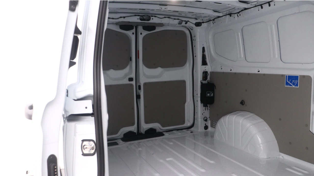 VW Bedrijfswagens E-Transporter 34 L2H1 Life 64 kWh Intro 100KW / 136 PK