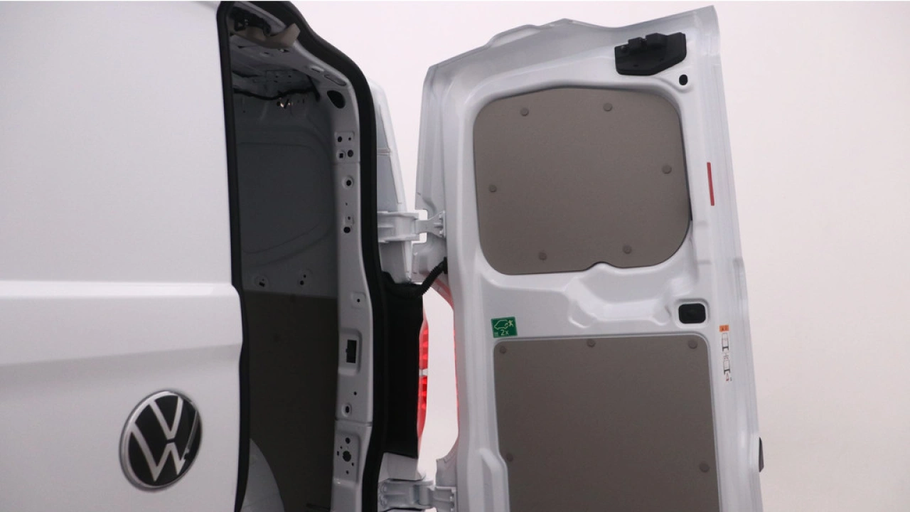 VW Bedrijfswagens E-Transporter 34 L2H1 Life 64 kWh Intro 100KW / 136 PK