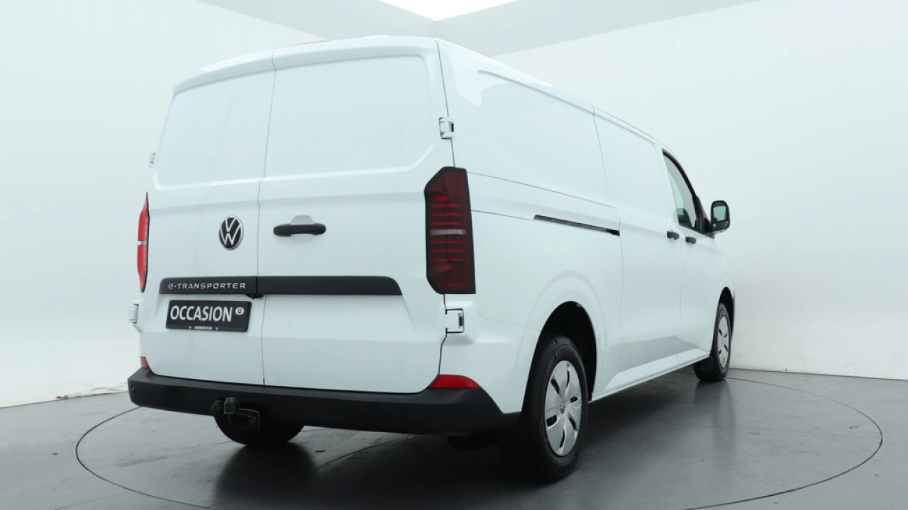 VW Bedrijfswagens E-Transporter 34 L2H1 Life 64 kWh Intro 100KW / 136 PK