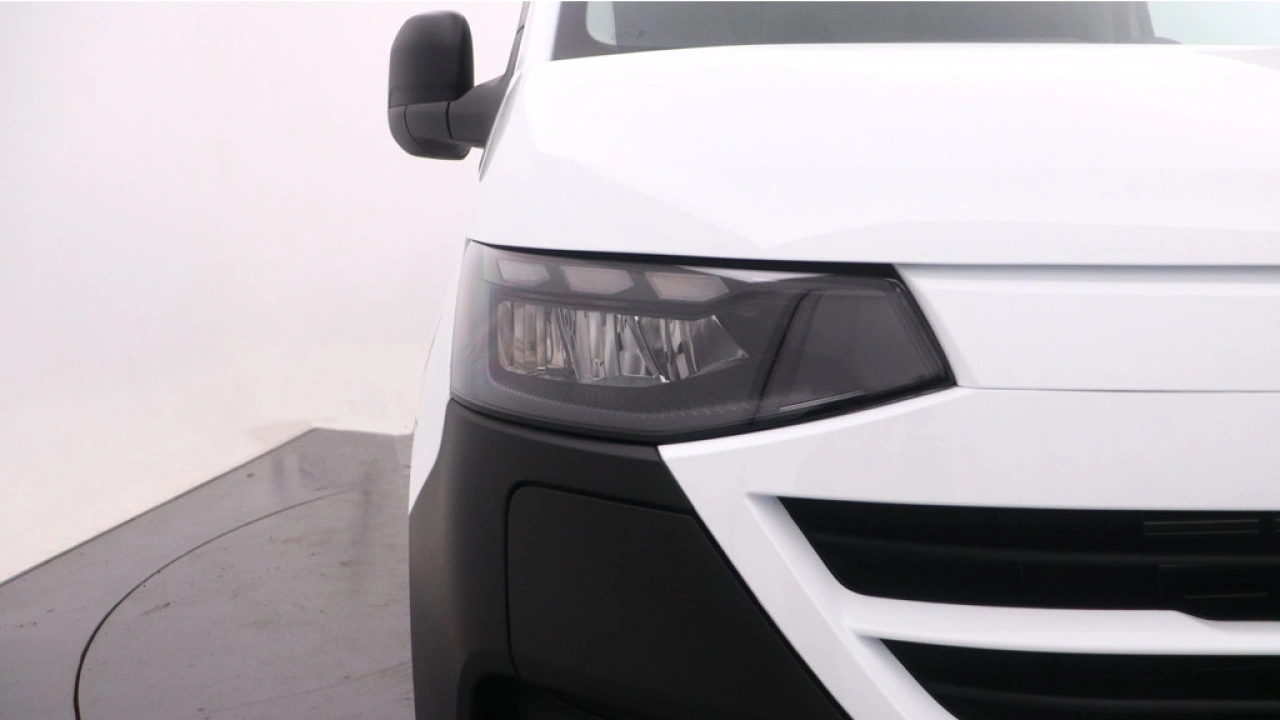VW Bedrijfswagens E-Transporter 34 L2H1 Life 64 kWh Intro 100KW / 136 PK