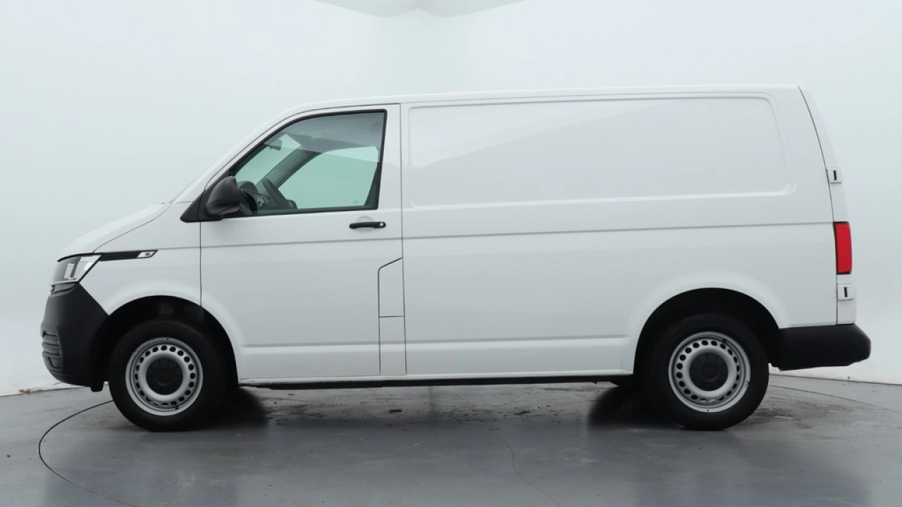 VW Bedrijfswagens Transporter 2.0 TDI L1H1 26 Economy Business