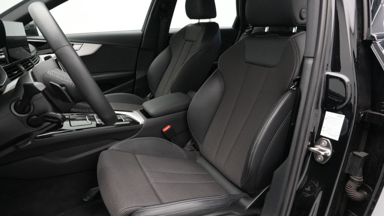 Audi A4 Avant 35 TFSI S-Line edition