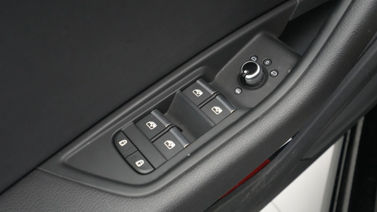 Audi A4 Avant 35 TFSI S-Line edition