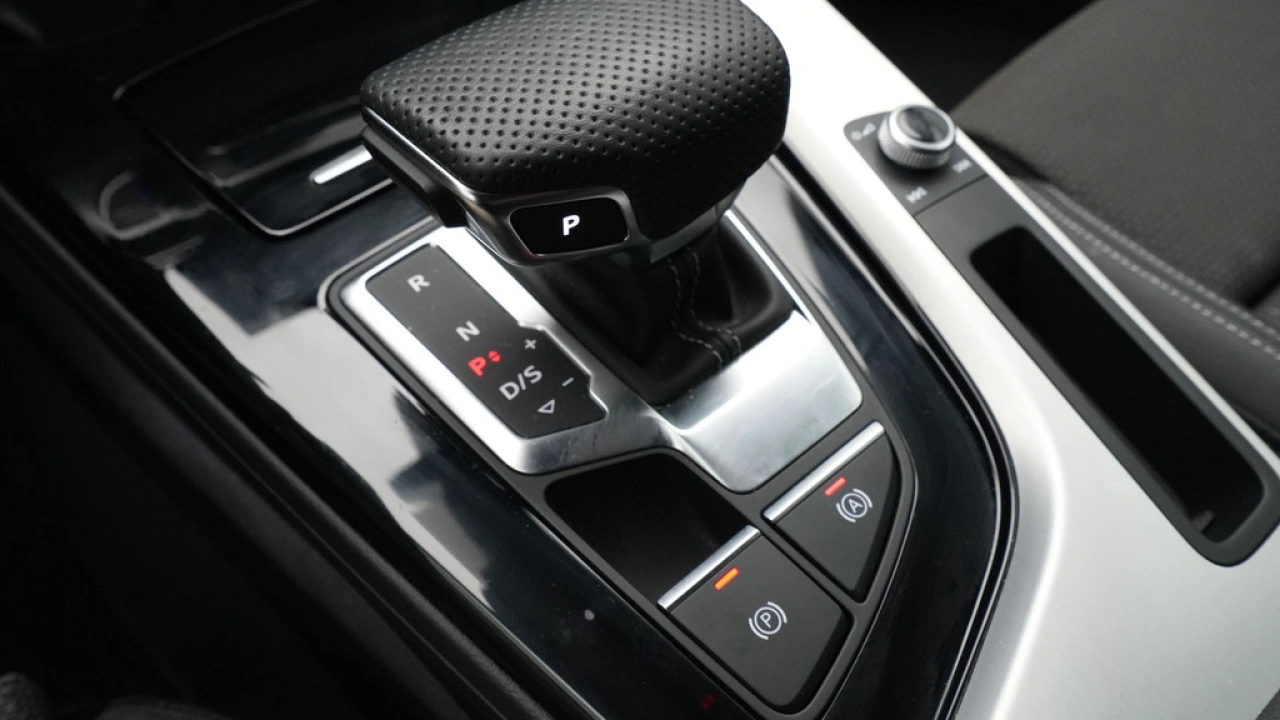 Audi A4 Avant 35 TFSI S-Line edition