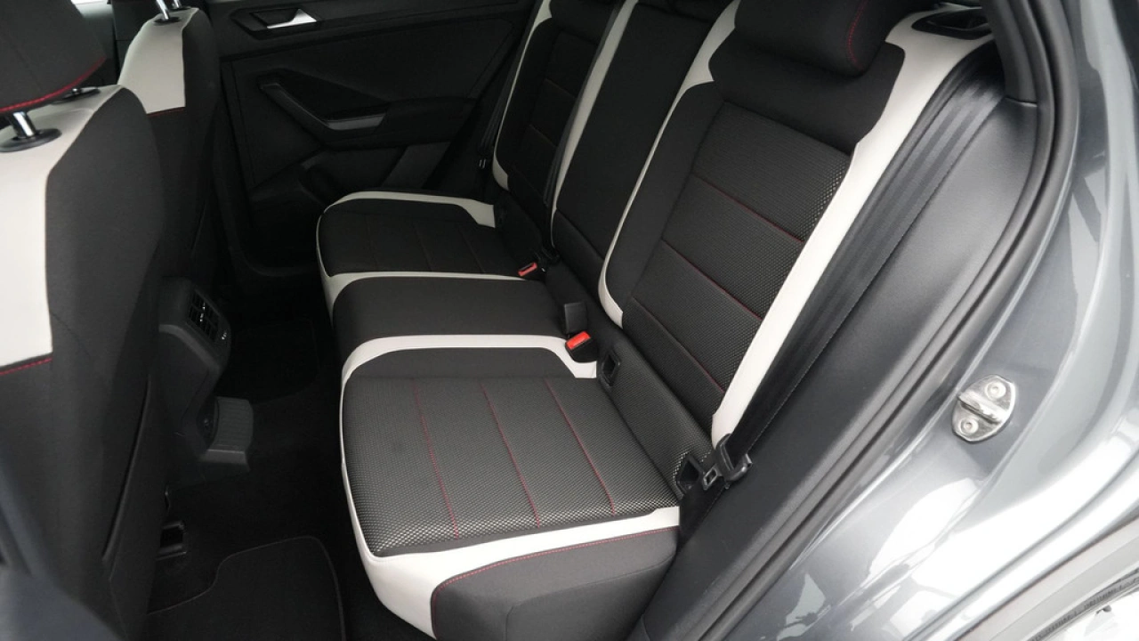 Volkswagen T-Roc 1.5 TSI 150pk DSG Sport