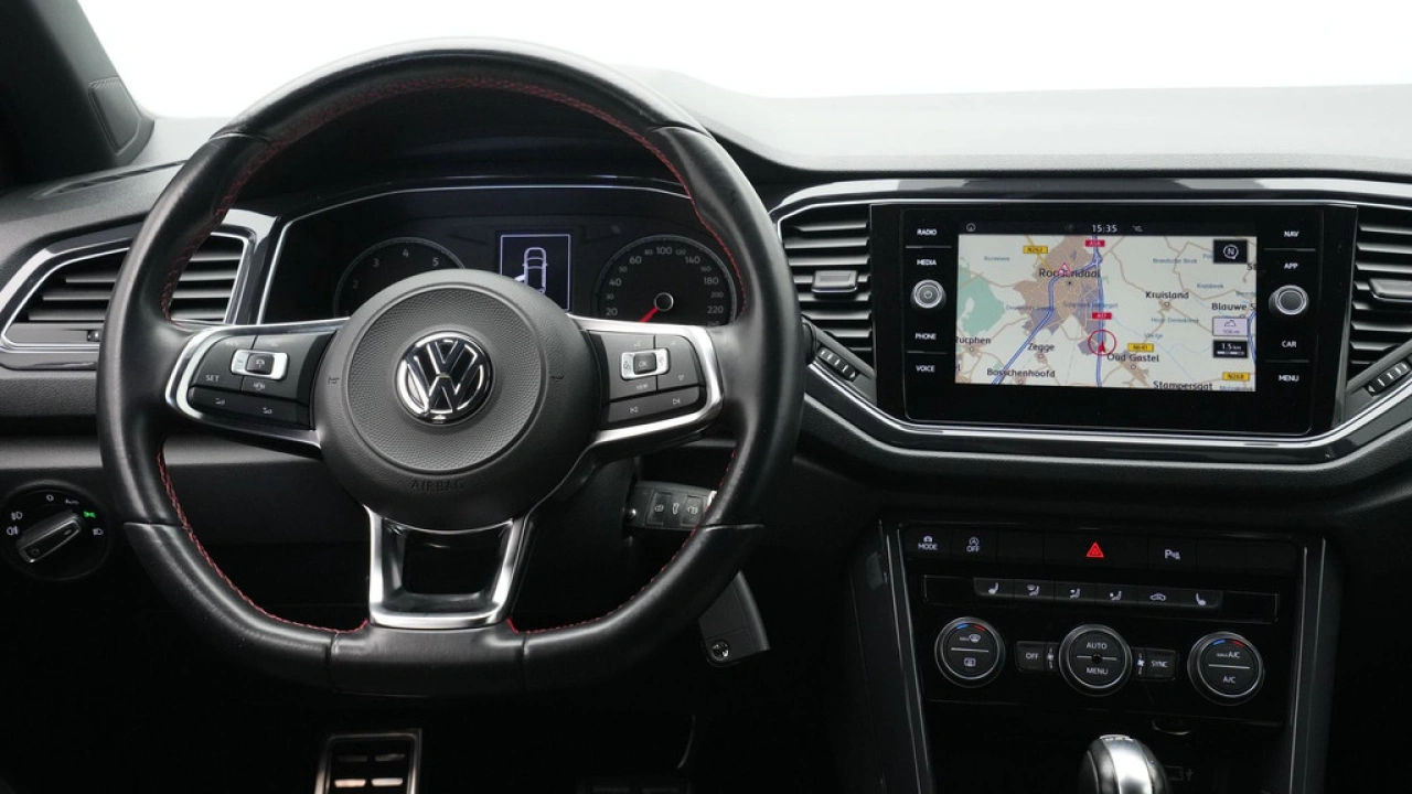 Volkswagen T-Roc 1.5 TSI 150pk DSG Sport