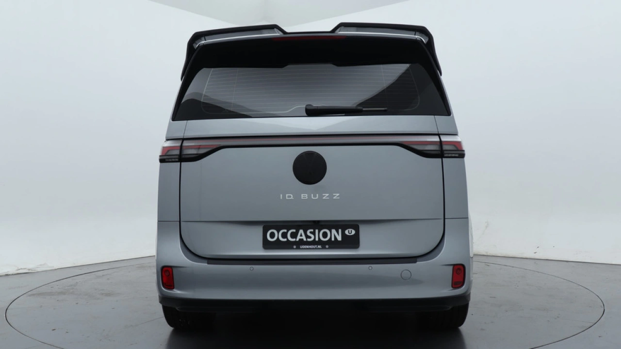 VW Bedrijfswagens ID. Buzz Cargo Bulli edition 79 kWh Red Line