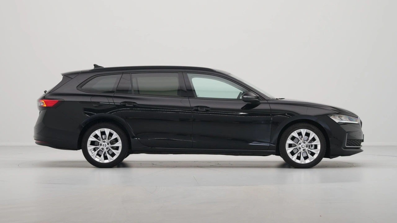 Škoda Superb Combi 1.5 TSI 150pk MHEV First Edition