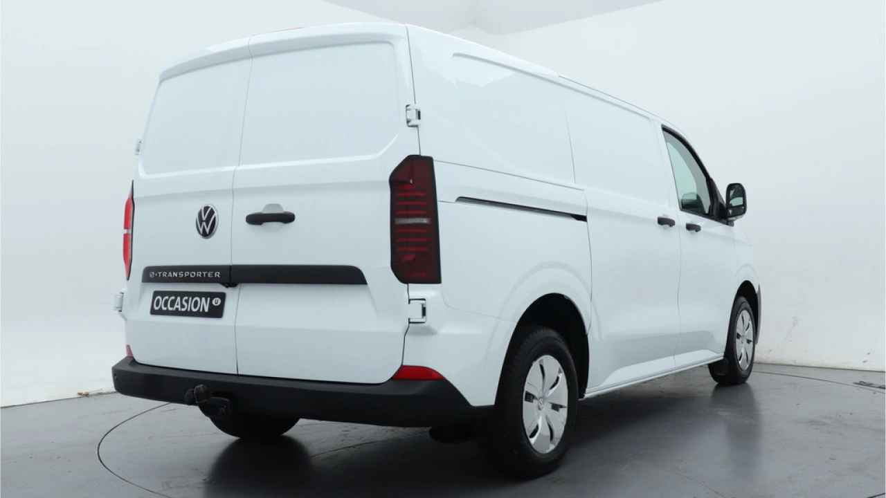 VW Bedrijfswagens E-Transporter 32 L1H1 Life 64 kWh
