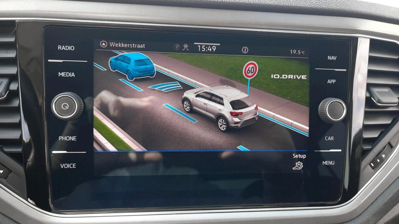 Volkswagen T-Roc 1.0 TSI Style | Executive | Navi | App Connect