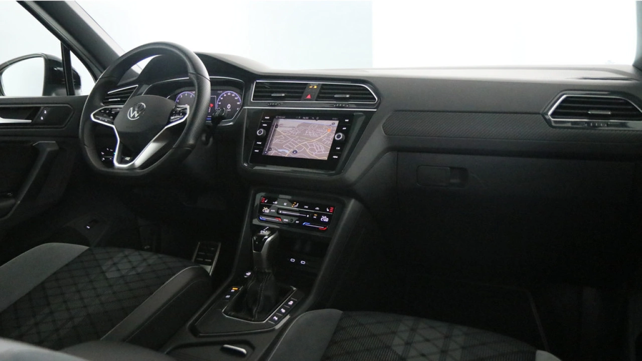Volkswagen Tiguan 1.5 TSI 150pk R-Line Business+ Black Style DSG