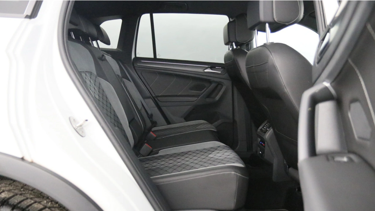 Volkswagen Tiguan 1.5 TSI 150pk R-Line Business+ Black Style DSG