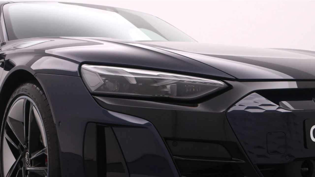Audi e-tron GT Competition 93 kWh Exclusive Nachtblauw metallic