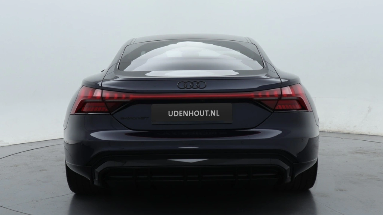 Audi e-tron GT Competition 93 kWh Exclusive Nachtblauw metallic