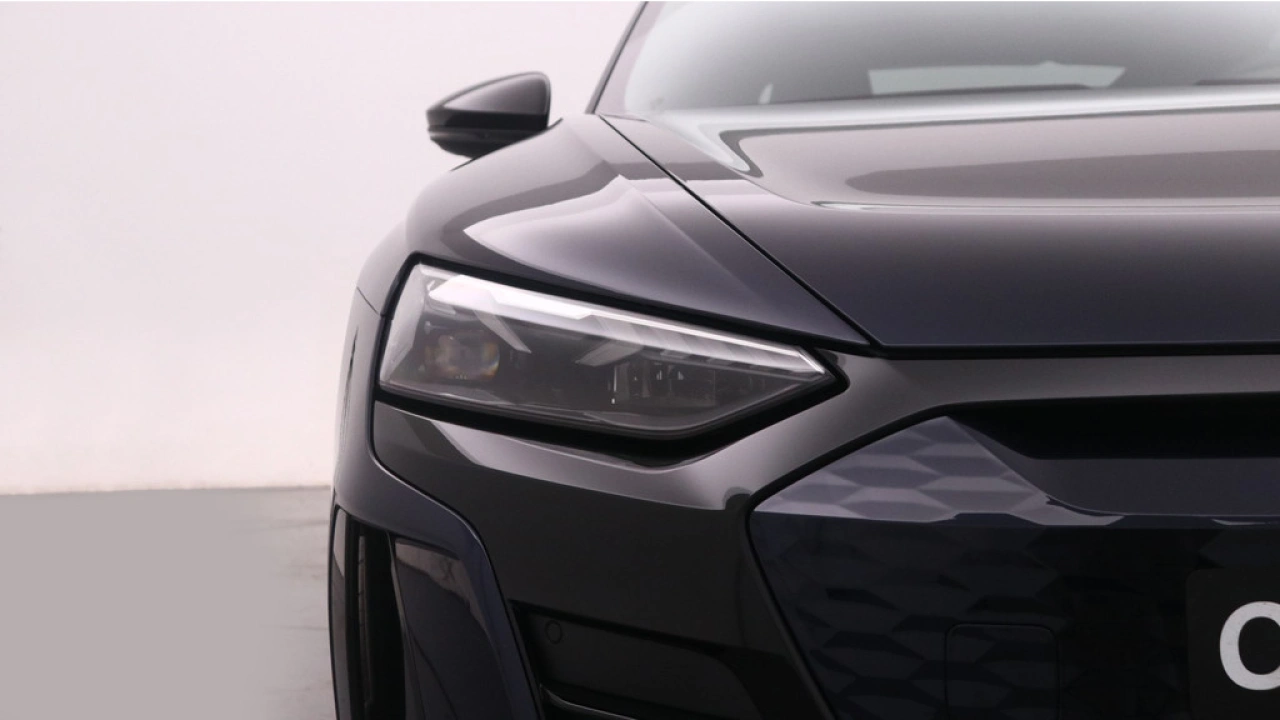 Audi e-tron GT Competition 93 kWh Exclusive Nachtblauw metallic