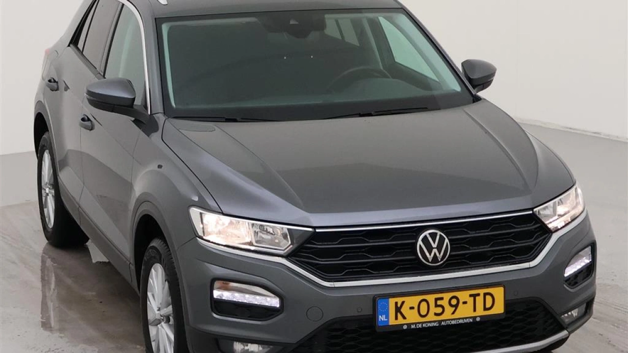 Volkswagen T-Roc 1.5 TSI Automaat Style Bus.| Camera | Elec klep | Navi |