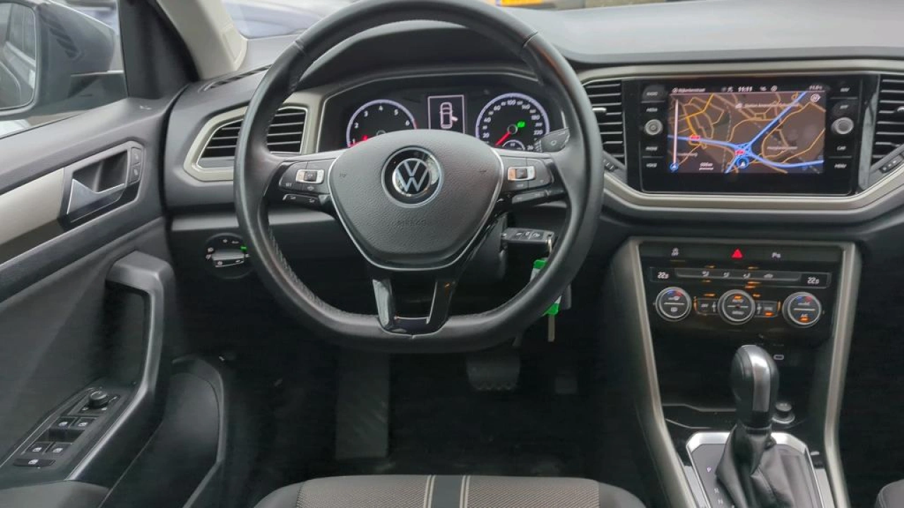 Volkswagen T-Roc 1.5 TSI Automaat Style Bus.| Camera | Elec klep | Navi |