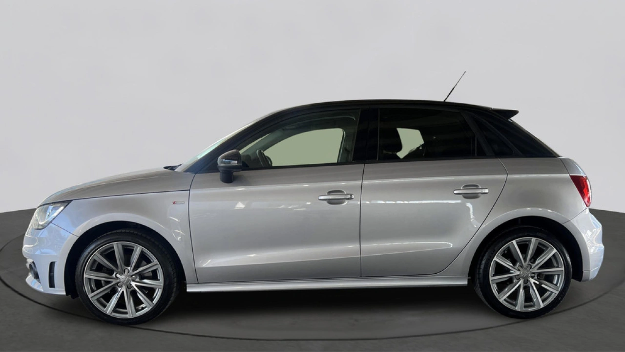 Audi A1 Sportback 1.4 TFSI 140pk Automaat CoD Admired / Camera / Parkeerhulp V+A