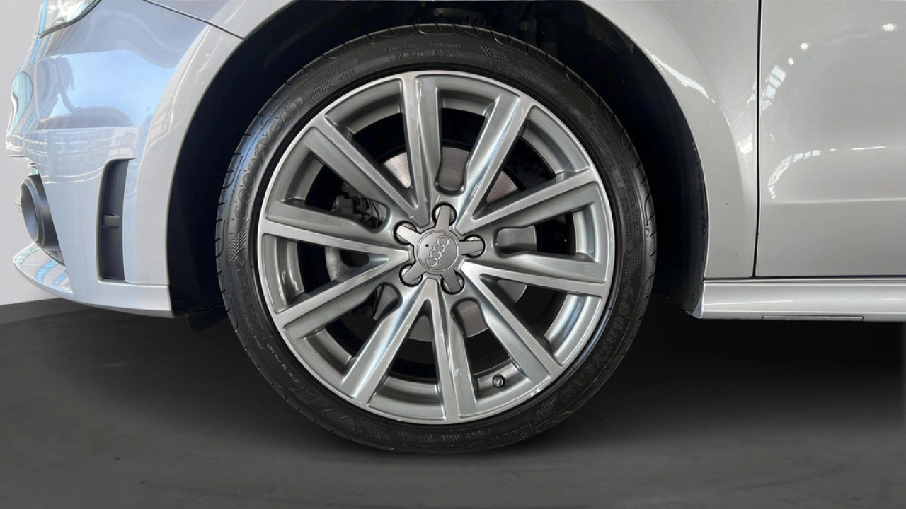 Audi A1 Sportback 1.4 TFSI 140pk Automaat CoD Admired / Camera / Parkeerhulp V+A