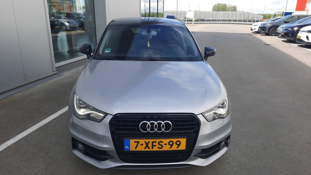 Audi A1 Sportback 1.4 TFSI 140pk Automaat CoD Admired / Camera / Parkeerhulp V+A
