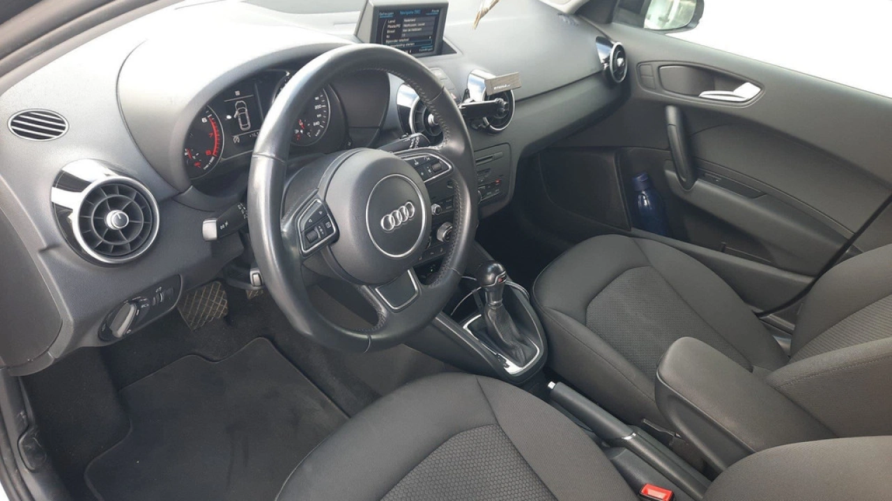 Audi A1 Sportback 1.4 TFSI 140pk Automaat CoD Admired / Camera / Parkeerhulp V+A