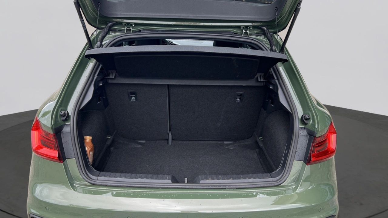 Audi A1 Sportback 25 TFSI 96pk S Edition / Stoelverwarming / Privacy glas / Demonstratievoertuig