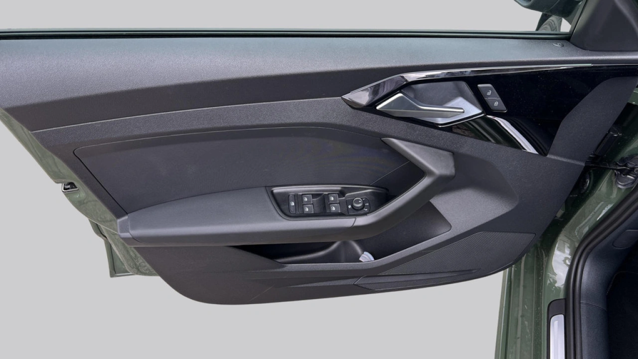 Audi A1 Sportback 25 TFSI 96pk S Edition / Stoelverwarming / Privacy glas / Demonstratievoertuig