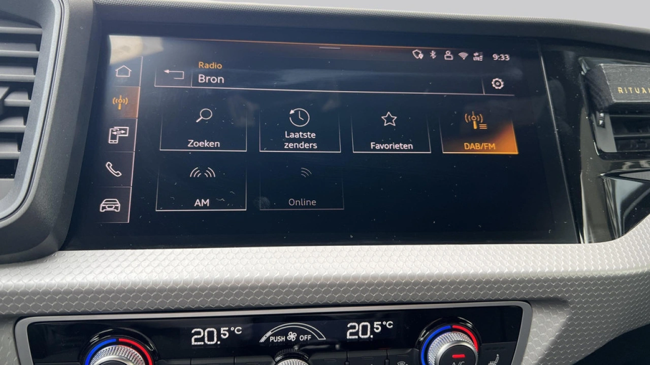 Audi A1 Sportback 25 TFSI 96pk S Edition / Stoelverwarming / Privacy glas / Demonstratievoertuig