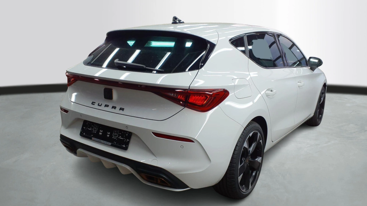 CUPRA Leon 1.4 TSI eHybrid 204pk PHEV Business
